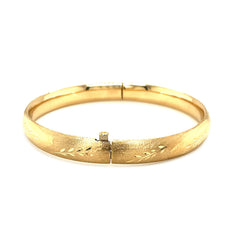 Classic Floral Carved Bangle in 14k Yellow Gold (8.0mm)